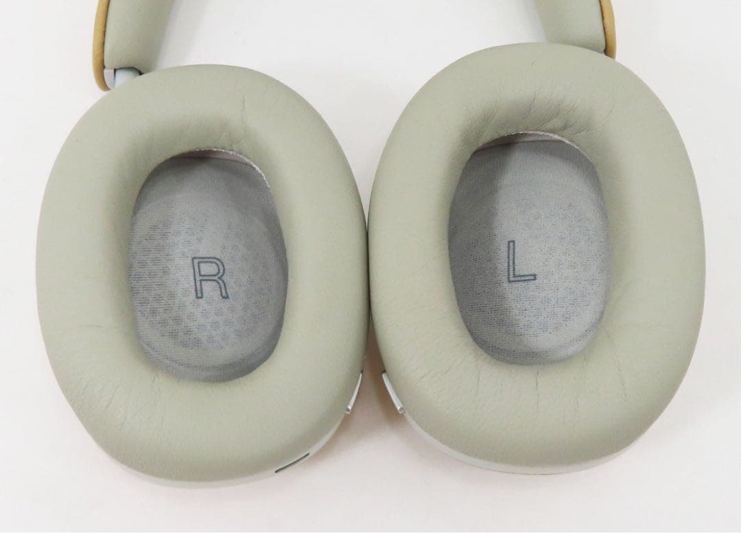 Bowers & Wilkins　バウワース＆ウィルキンス　PX8