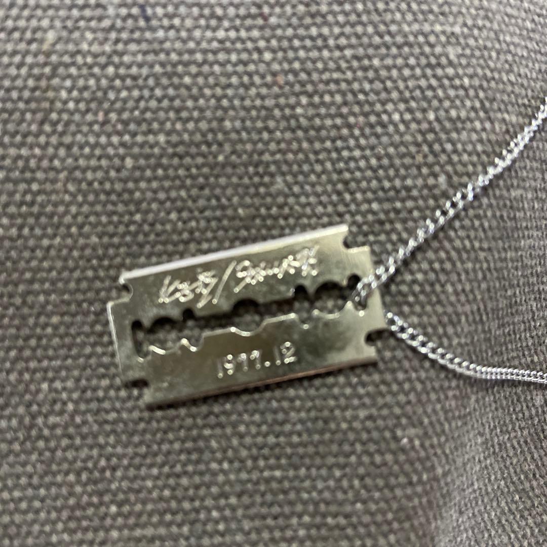 沢田研二カミソリの刃型 ネックレス 1971.12