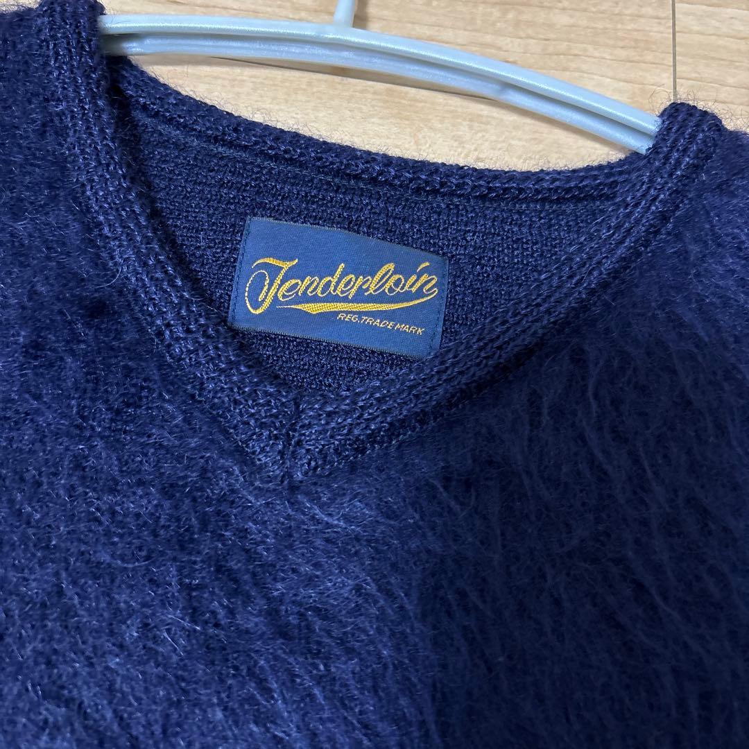 Tenderloin ネイビー Vネックセーター　モヘアニット