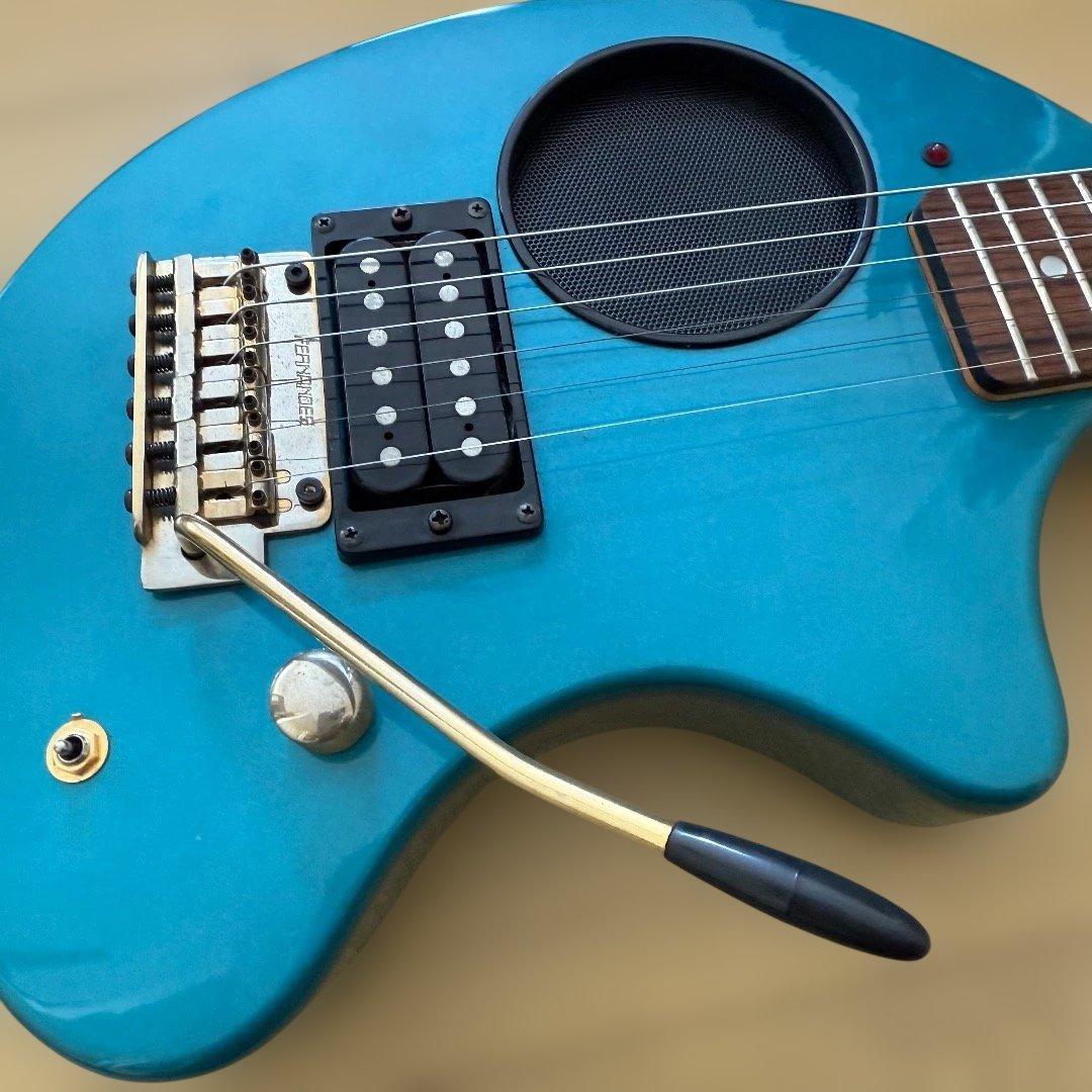 【上位機種】FERNANDES ZO-3 芸達者 アーム＆ディストーション内蔵