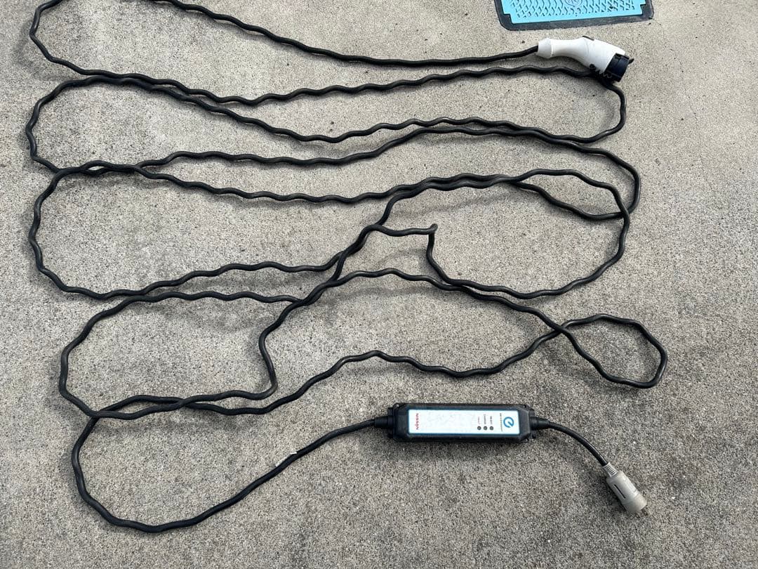 日産　電気自動車　充電ケーブル　15m