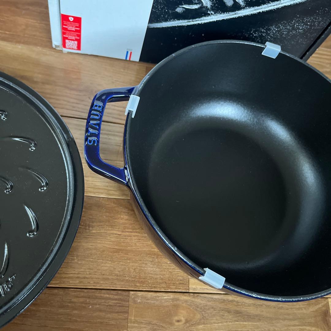 未使用 STAUB フレンチオーブン リリー 24cm グランブルー 両手鍋