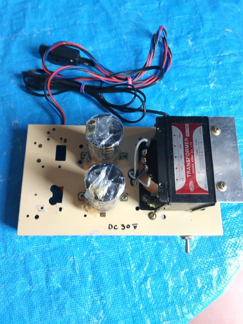 自作DC 30 V真空管アンプ用電源動作品の出品です。