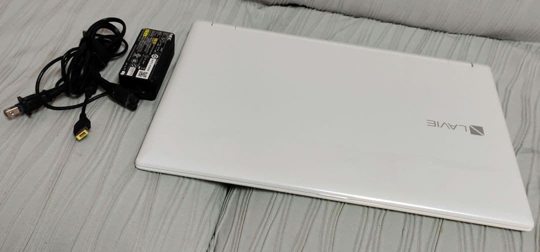 NEC LAVIE NS700JAW-J　 ZORIN OS 18 Core