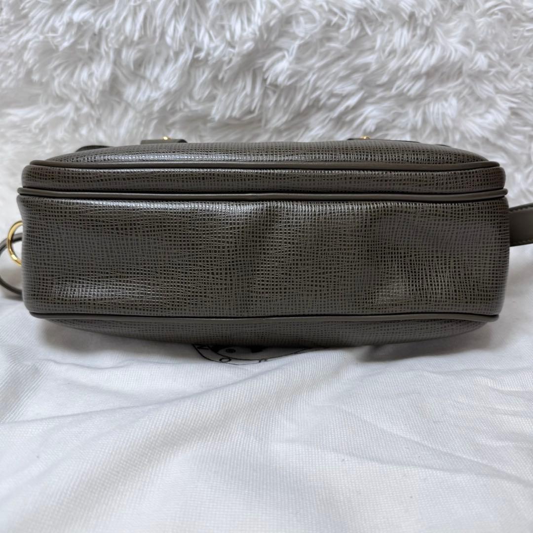 【極美品】 HUNTING WORLD レザー メッセンジャーバッグ オリーブ