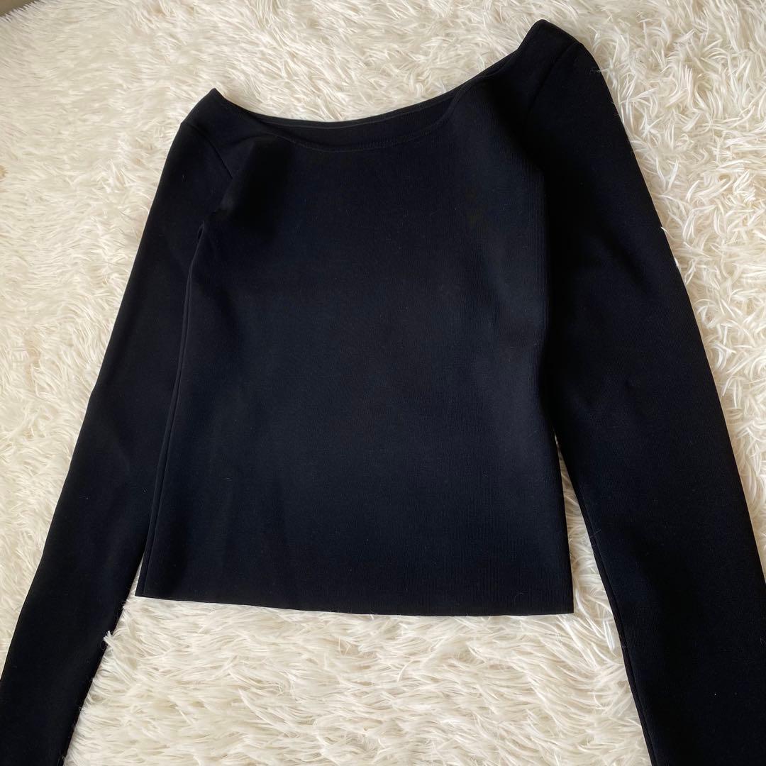 【未使用品】ノーブル '25 現行品　デコルテロングスリーブニット　プルオーバー