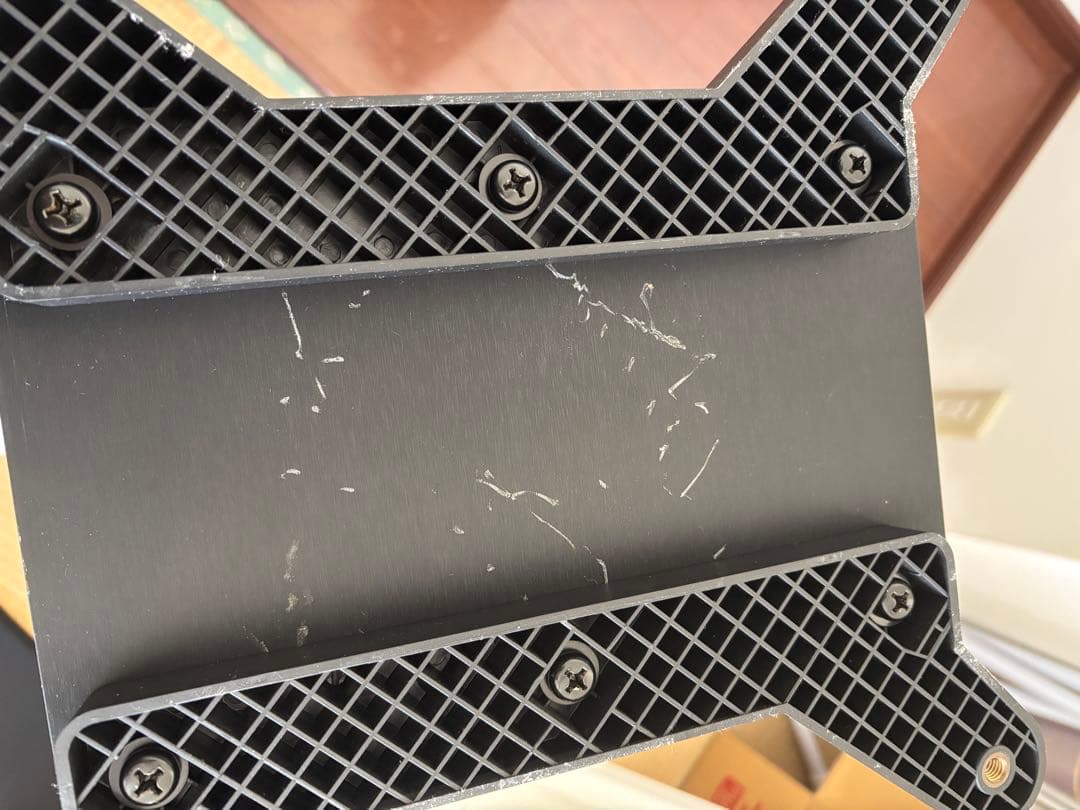 KEF Q550 ブラック　ペア　スパイクベース、サランネット付属