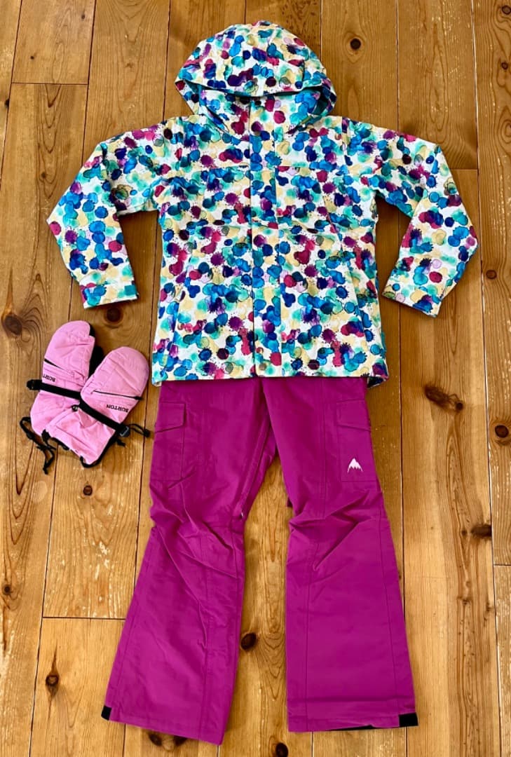 【青天時2回のみ使用の超美品】バートン ウェア キッズM（グローブ付）