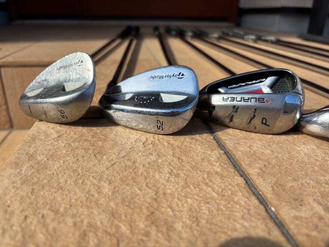 〈大幅値下げ！〉【TaylorMade】中古ゴルフクラブ　セット＋おまけ