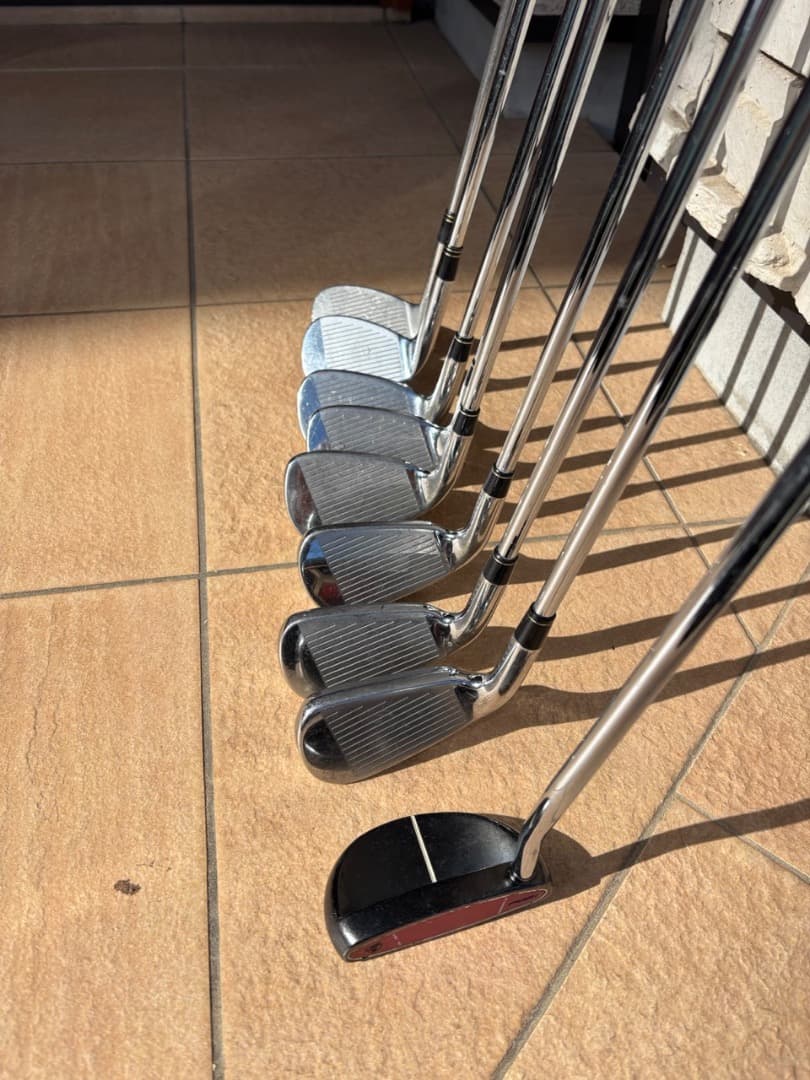 〈大幅値下げ！〉【TaylorMade】中古ゴルフクラブ　セット＋おまけ