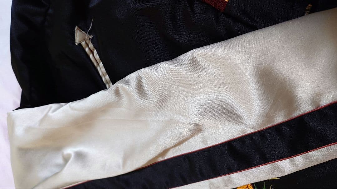 テーラー東洋 スカジャン 黒白×黄青