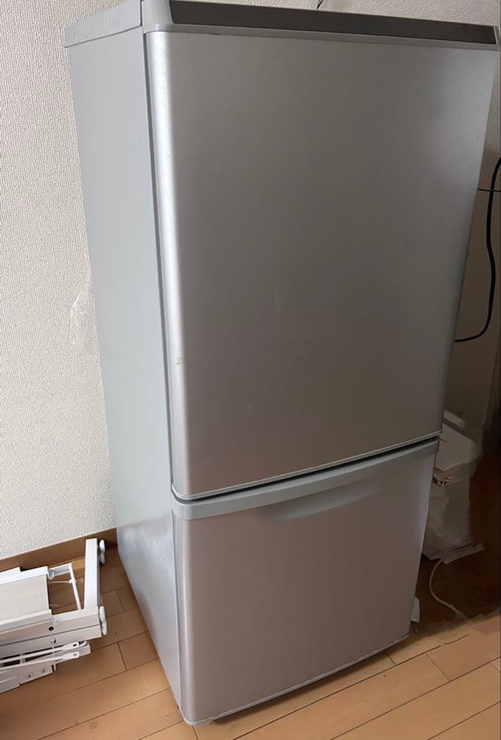 【現地引取り】Panasonic冷蔵庫NR-B14AW シルバー※値下げ中