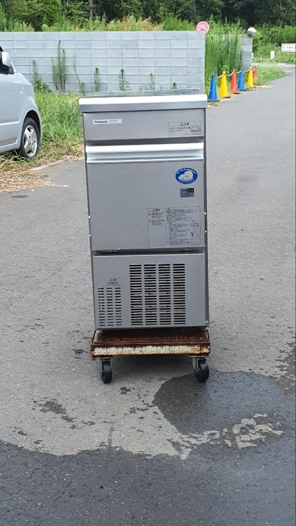 パナソニック業務用全自動製氷機SIM-S2500B