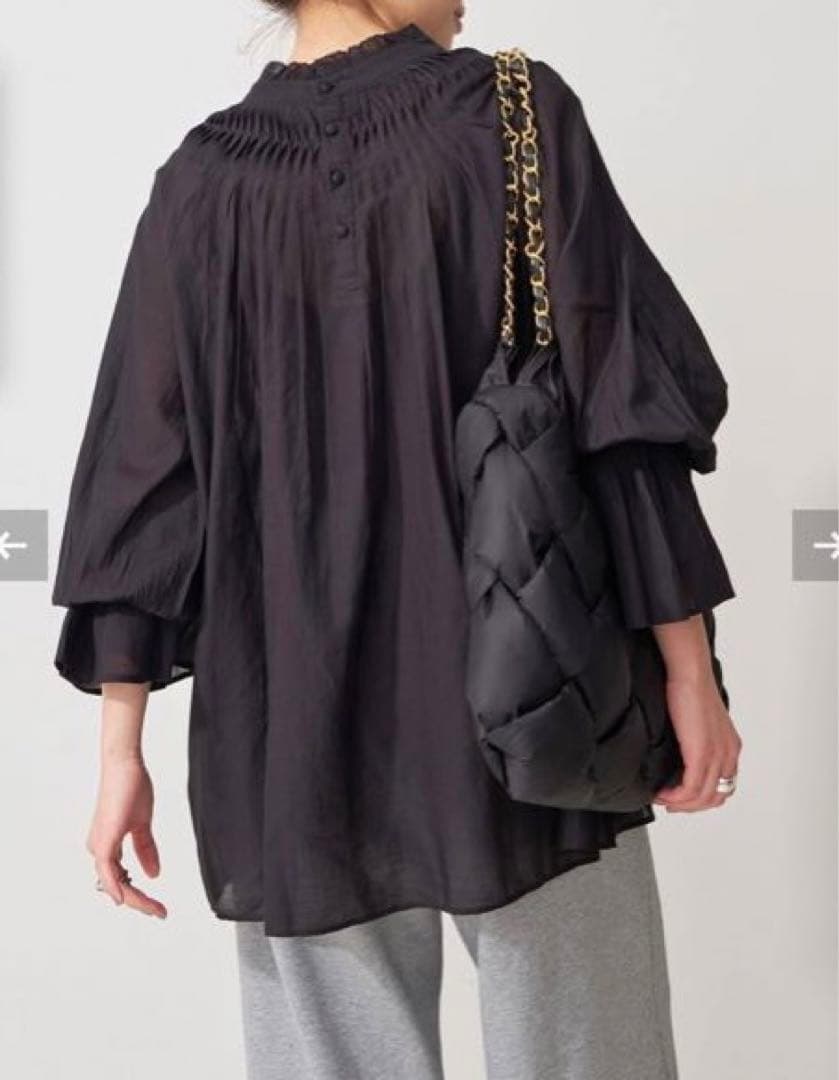 【タグ付】スピックアンドスパン　コットンボイルタックフリルブラウス