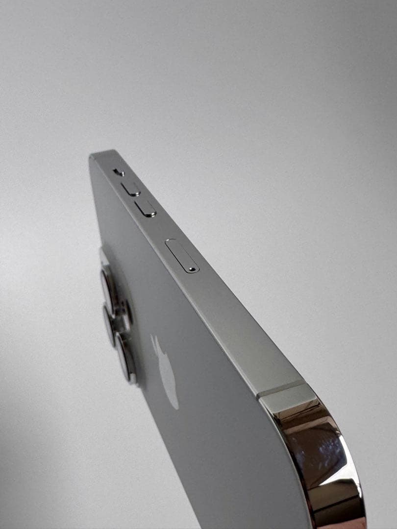 【超美品】Apple iPhone 14 Pro 1TB シルバー 本体