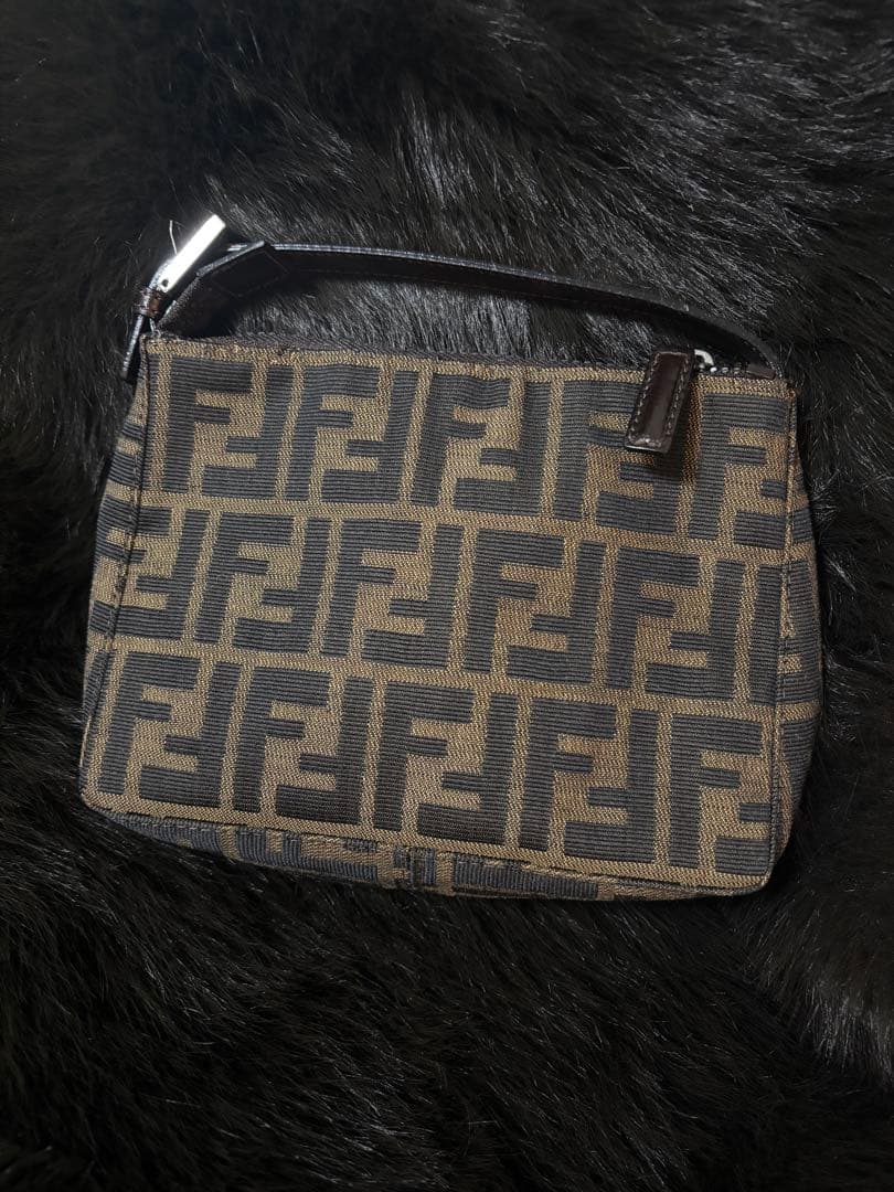 ヴィンテージFENDI ポーチ　ミニバッグ★