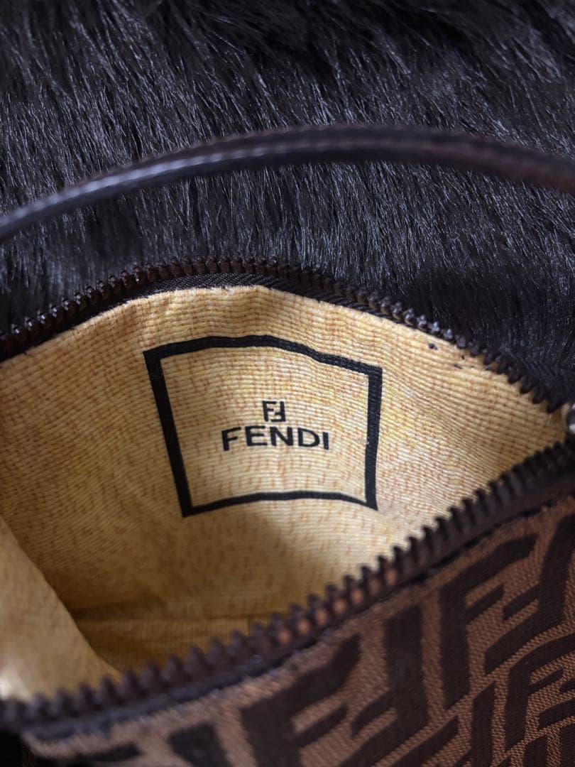 ヴィンテージFENDI ポーチ　ミニバッグ★