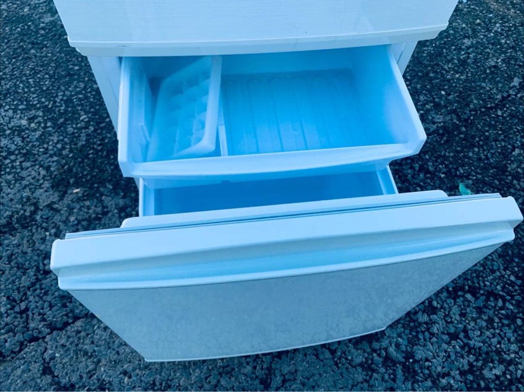 ♦MITSUBISHI ノンフロン冷凍冷蔵庫【2016年製】MR-P17Z-S1