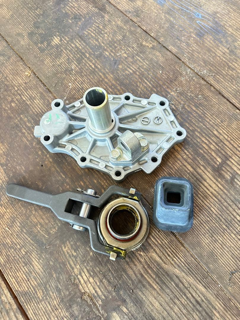 ER34 スカイラインミッションフロントカバー