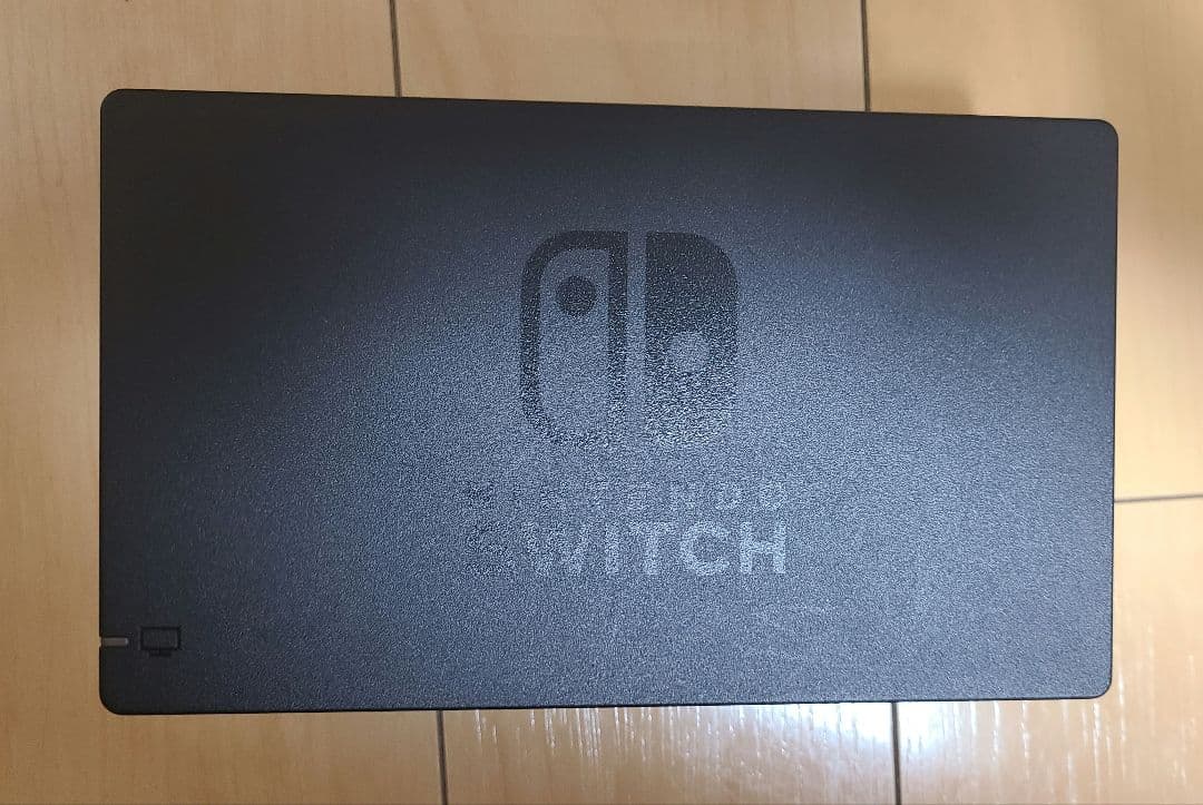 ニンテンドースイッチ本体 ブラック セット(箱、キャリングケース、SDカード付)