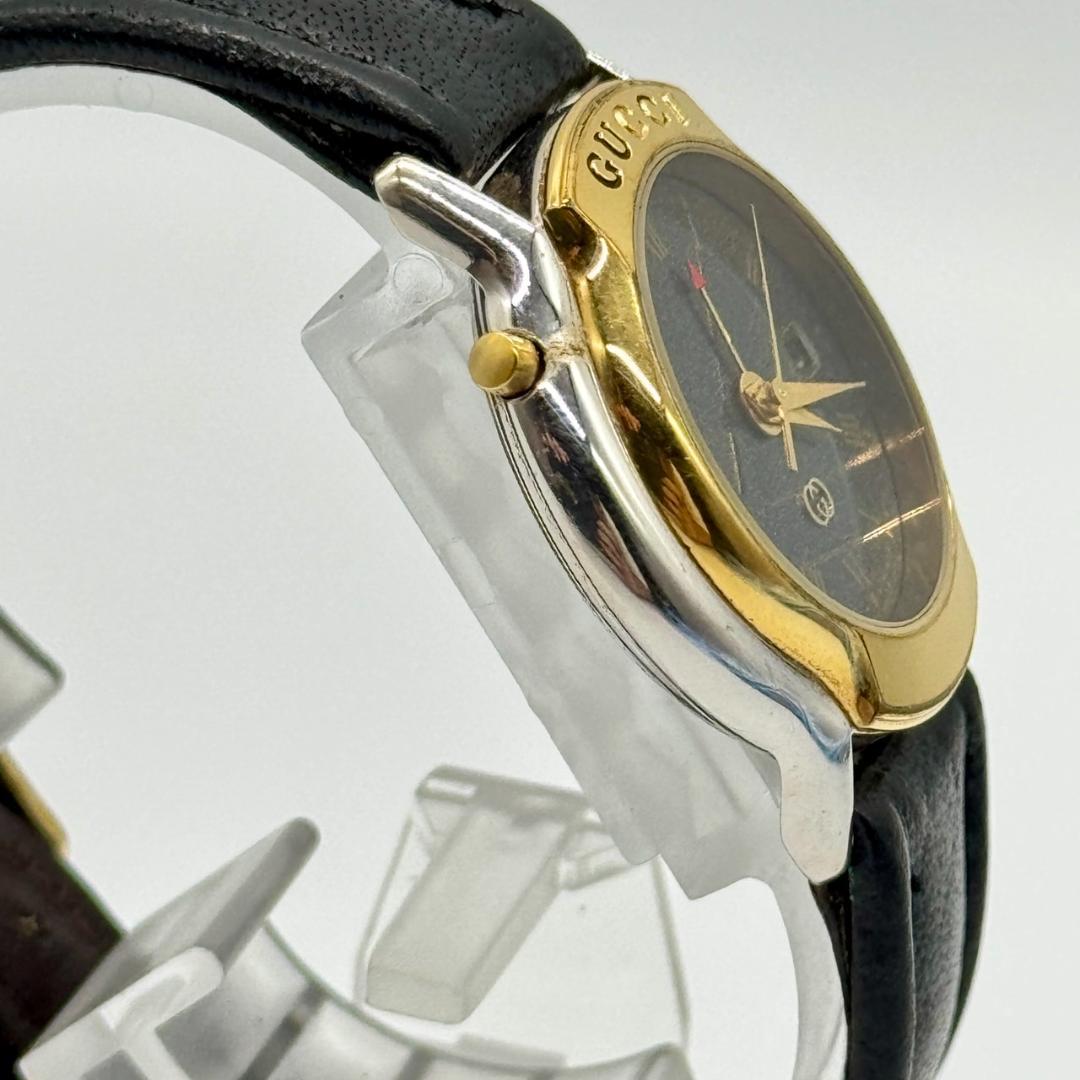 稼働品 GUCCI グッチ 腕時計 デイト グレー文字盤 クォーツ 8200JR