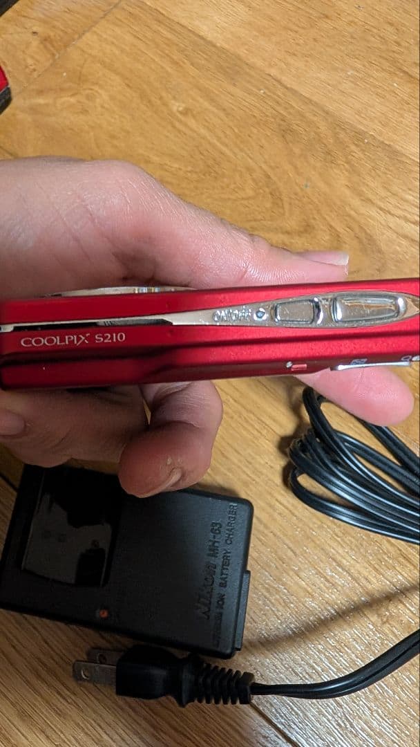 【値下げ】Nikon COOLPIX S210 レッド