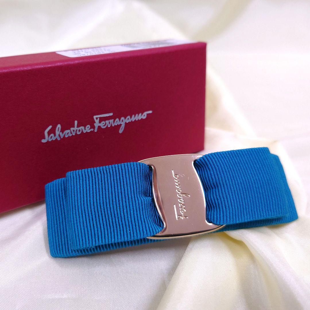 SalvatoreFerragamo　サルバトーレフェラガモ　ヴァラ　バレッタ