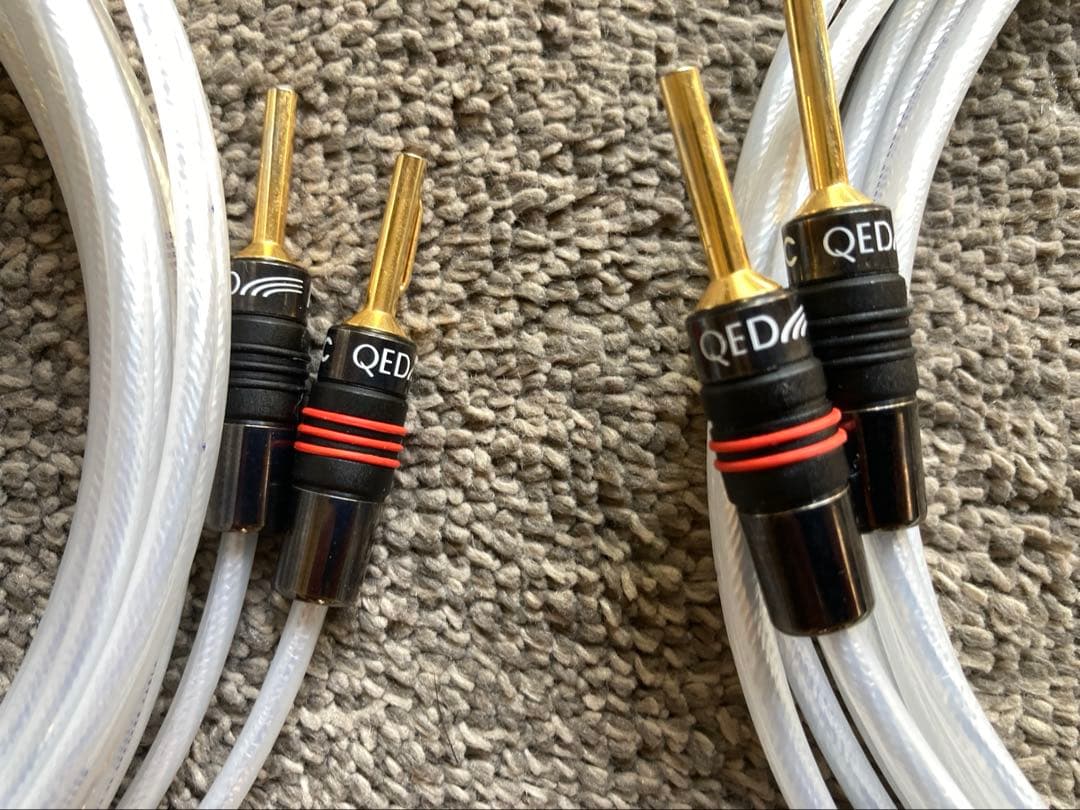 QED XT25 スピーカーケーブル　3M