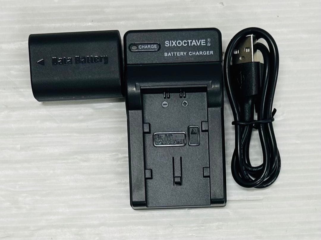 ドナちゃん専用★極美品★ JVC Everio GZ-E690-T ビデオカメラ