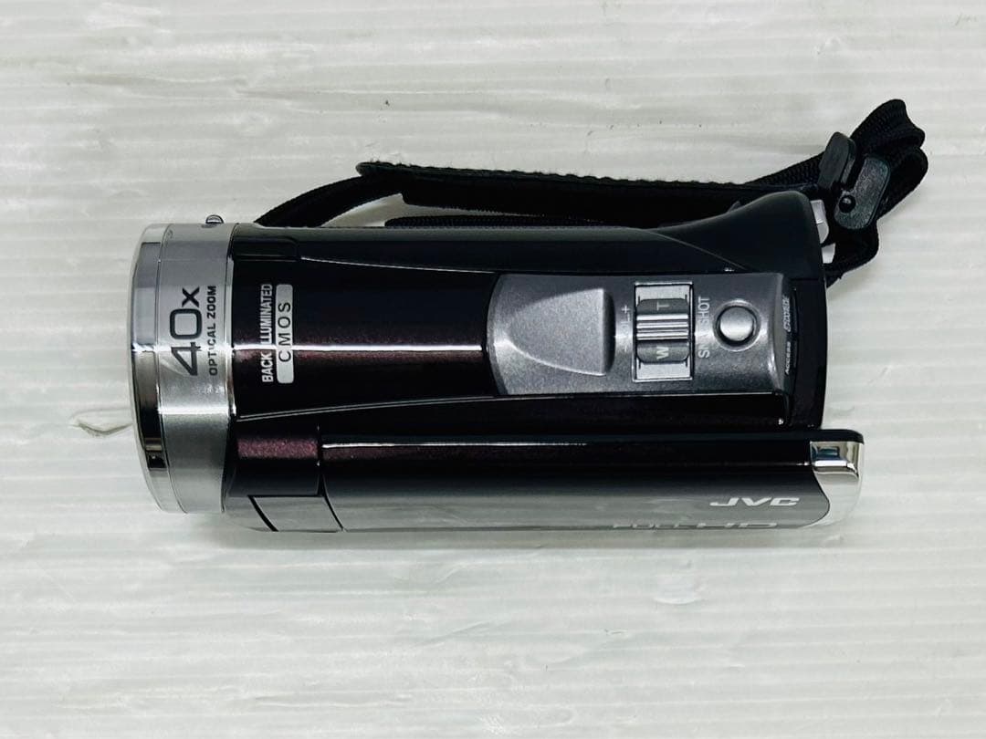 ドナちゃん専用★極美品★ JVC Everio GZ-E690-T ビデオカメラ