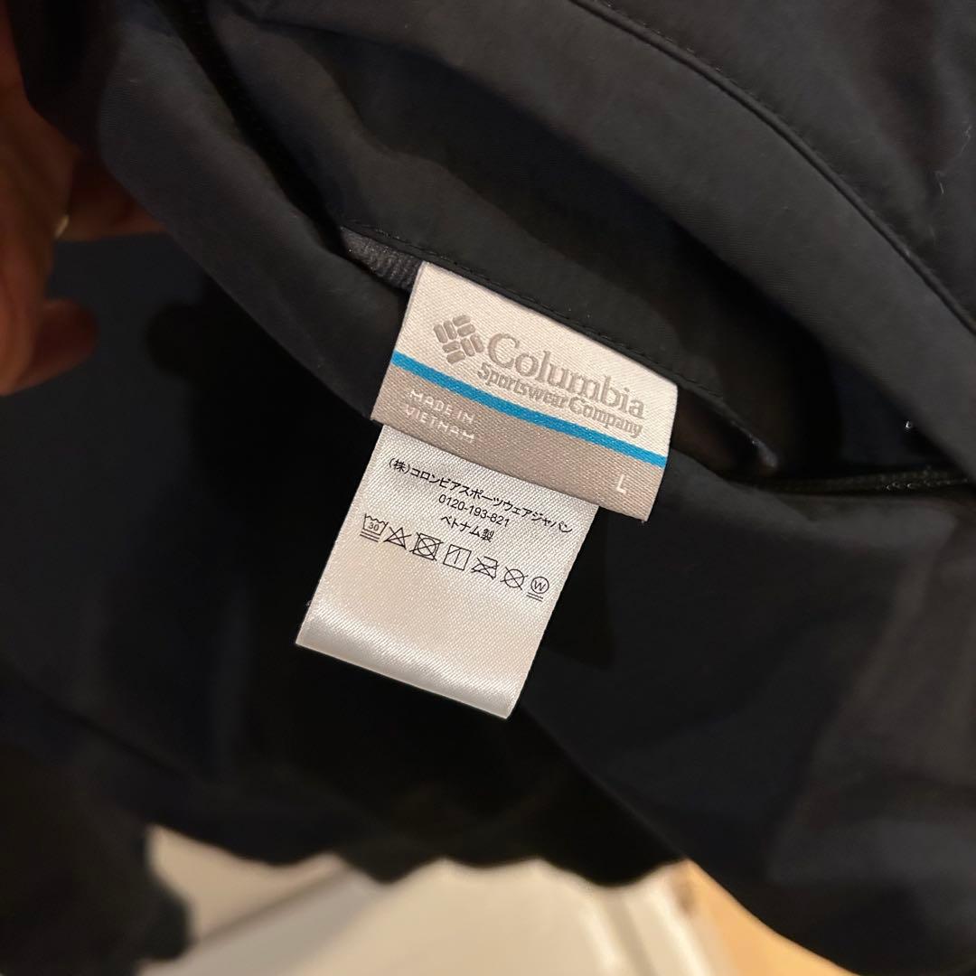 最終価格！Columbia リバーシブル L 黒 フリース　人気 別注 完売