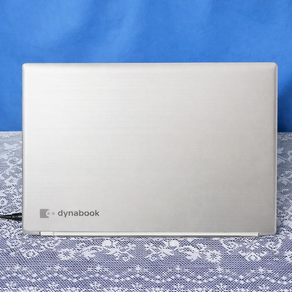 薄型軽量❣東芝ノートパソコン ゴールド✨Win11 SSD カメラ付き 設定済み