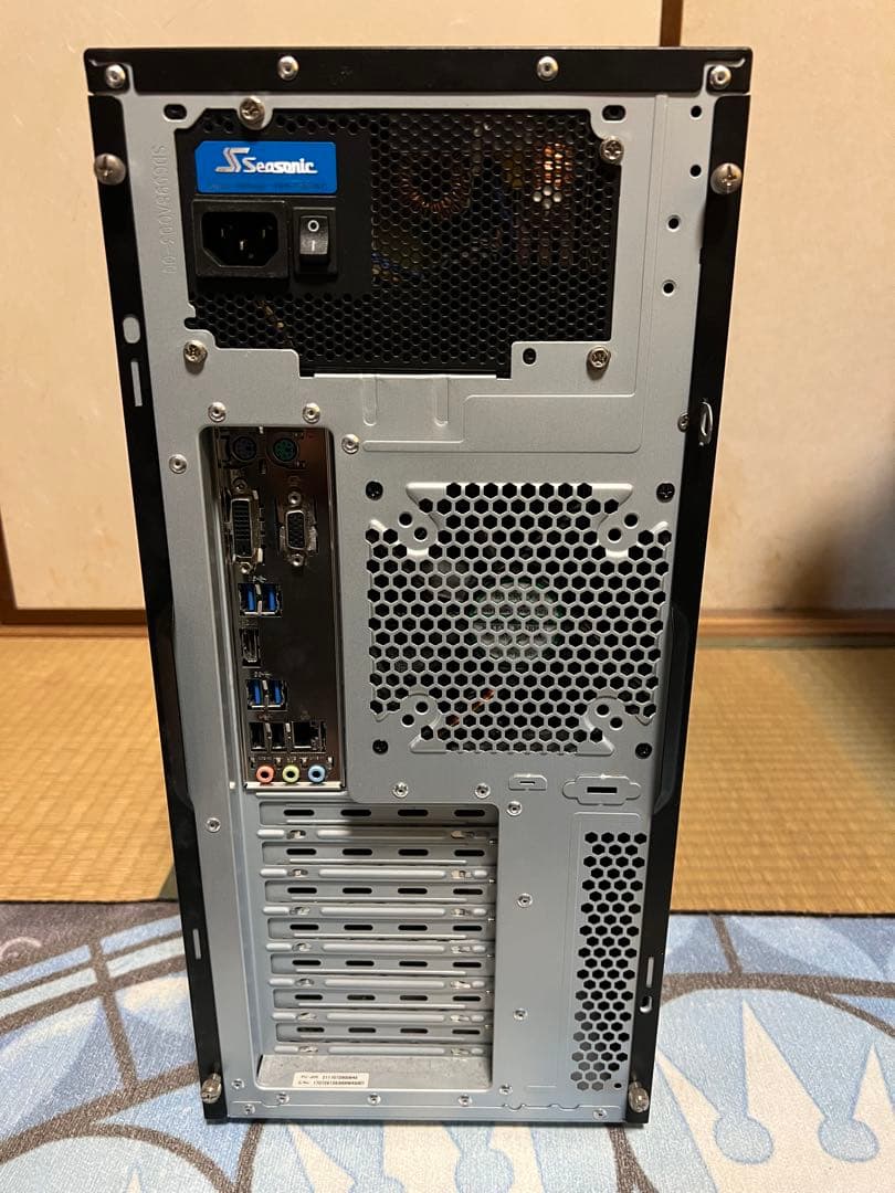 Core i7 デスクトップ PC ※そのまま使用不可！ストレージ、OS未搭載