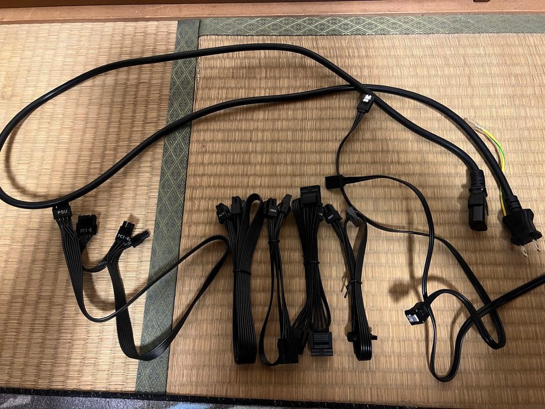 Core i7 デスクトップ PC ※そのまま使用不可！ストレージ、OS未搭載