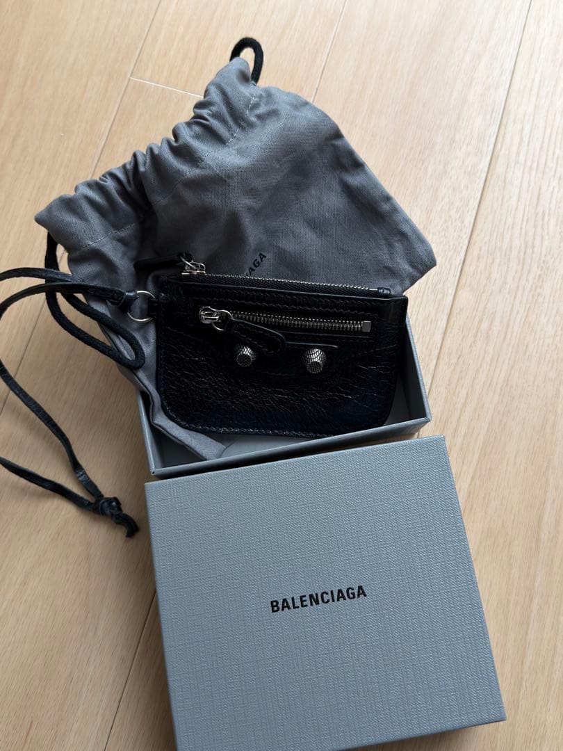 BALENCIAGA ブラックレザー ケース Le cagole