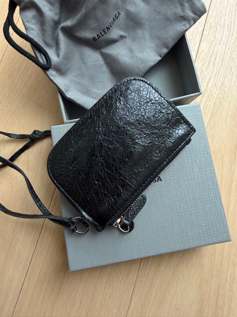 BALENCIAGA ブラックレザー ケース Le cagole