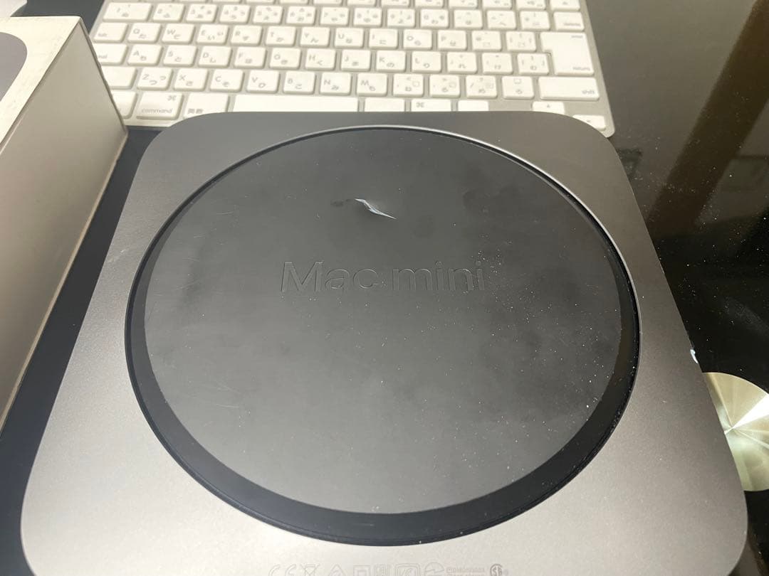 しろ　Apple Mac mini late 2018 core i3