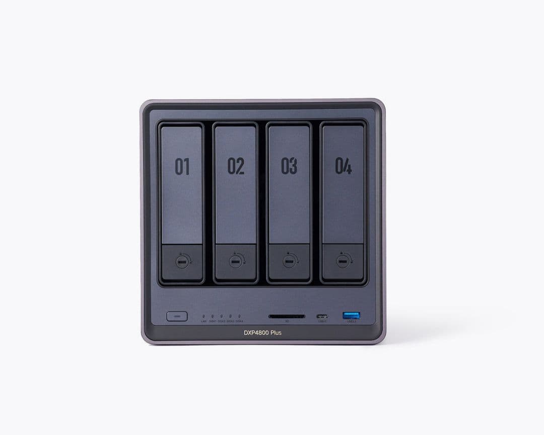 (ほぼ未使用)UGREEN NASync DXP4800 Plus