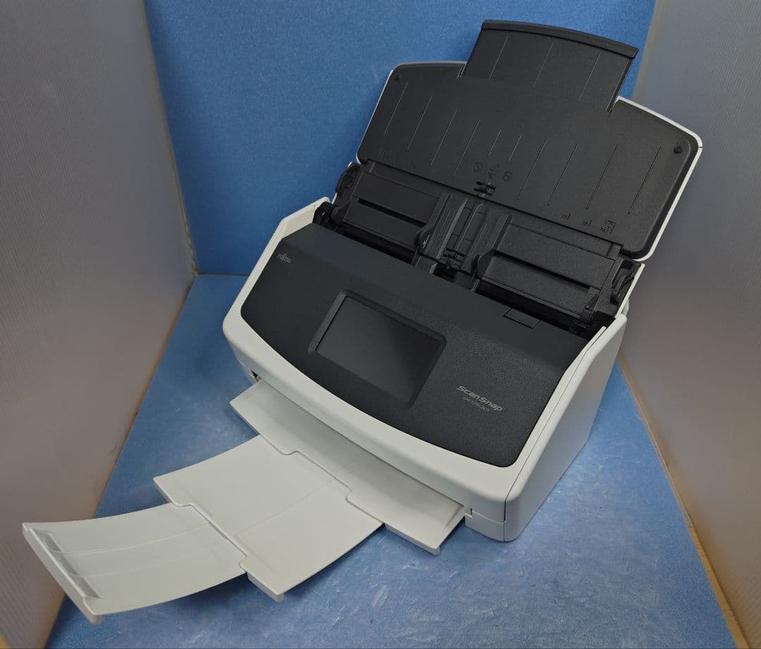 たまった書類を一気にスキャン 富士通 ScanSnap iX1500（白）