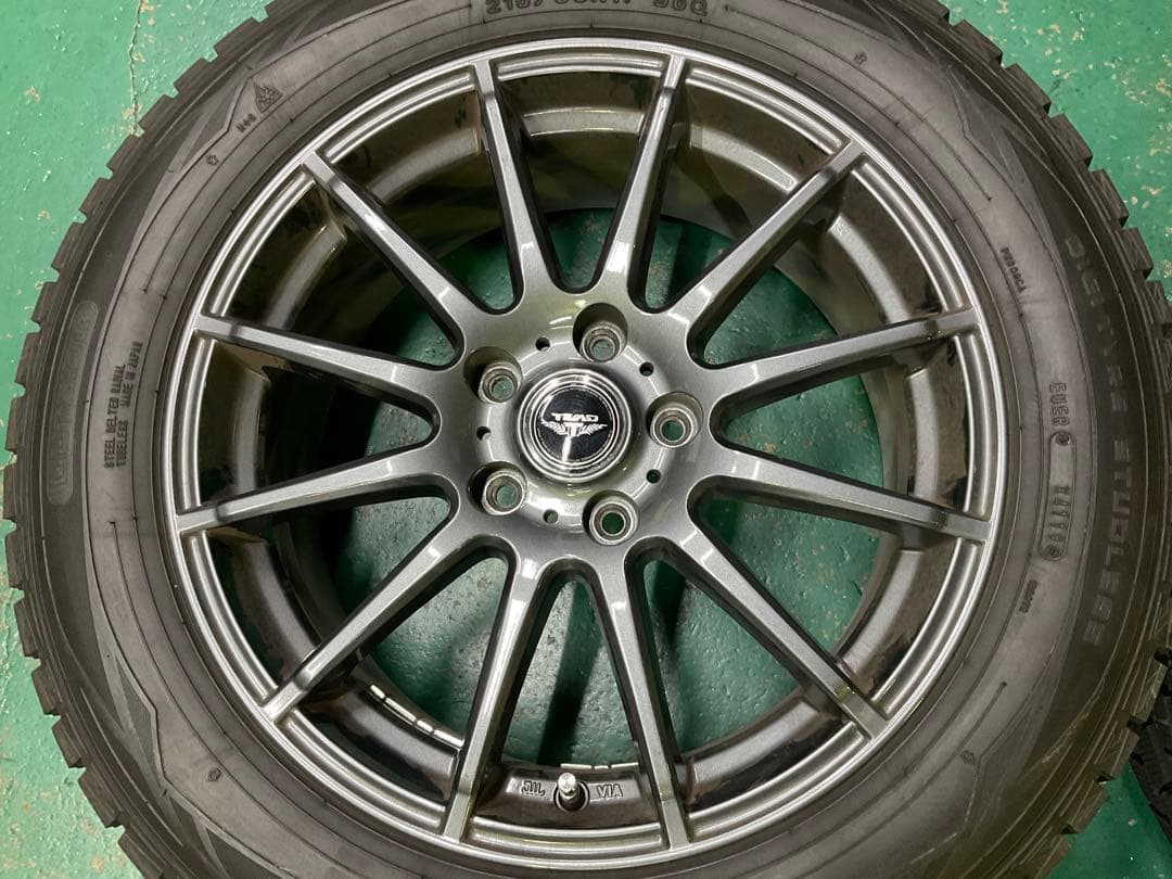 【送料無料】レクサス　UX 10系取り外し　215/60R17 中古4本セット