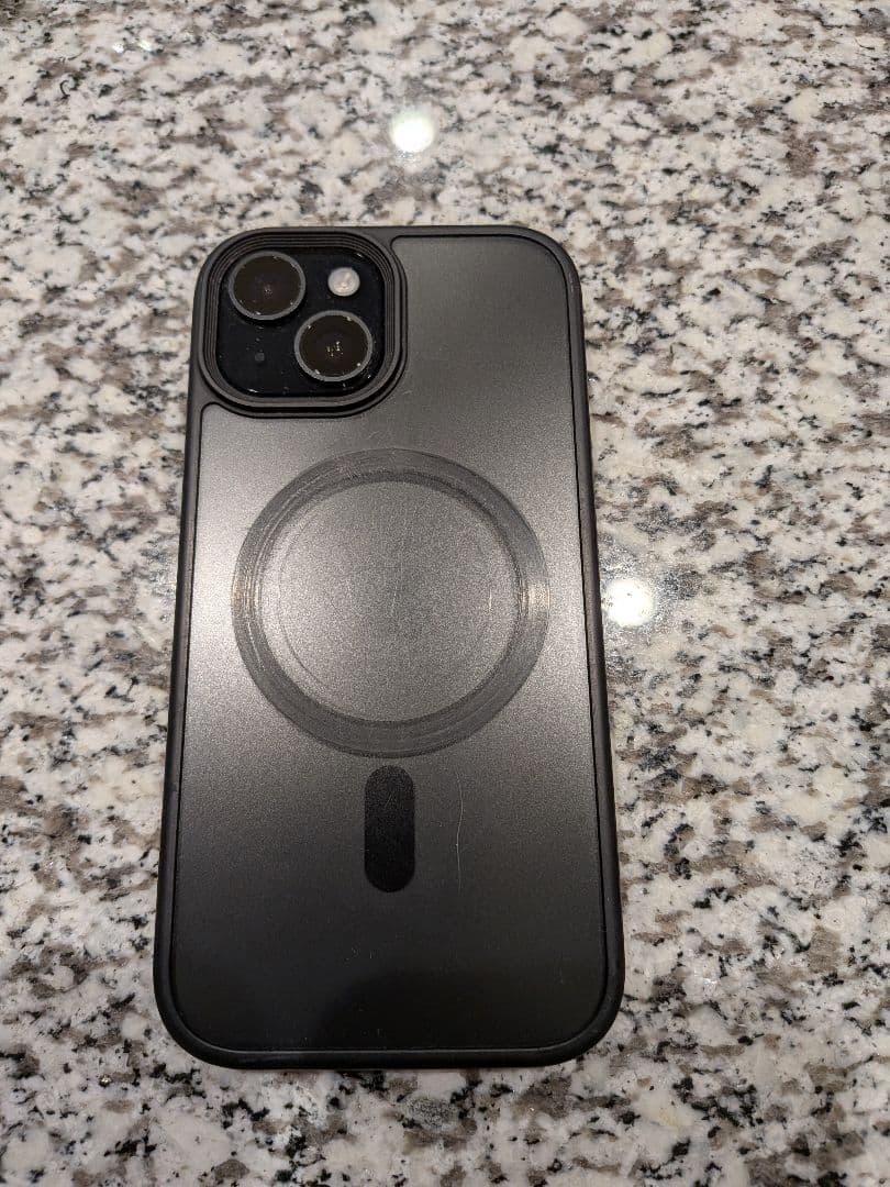 【週末限定】iPhone 15 ブラック 256GB 超美品【スピード発送】