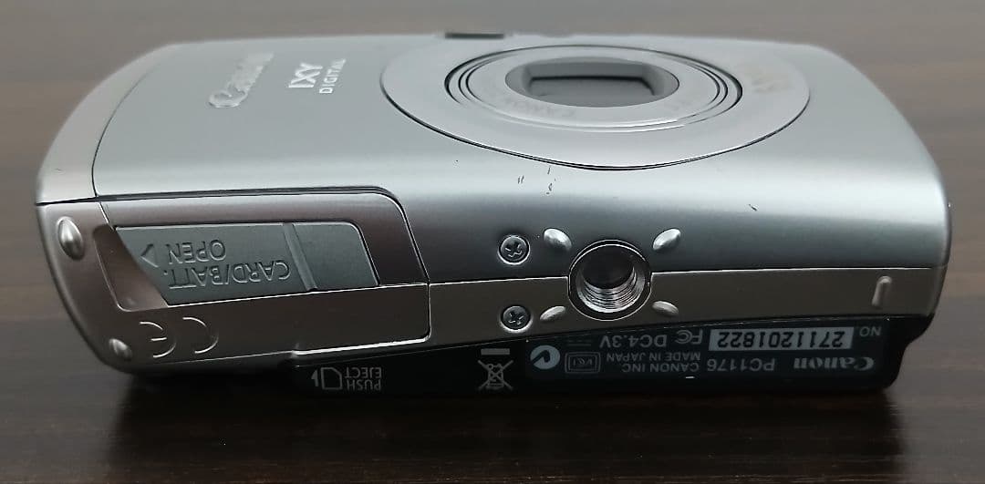 Canonキャノン IXYDIGITAL 800 IS