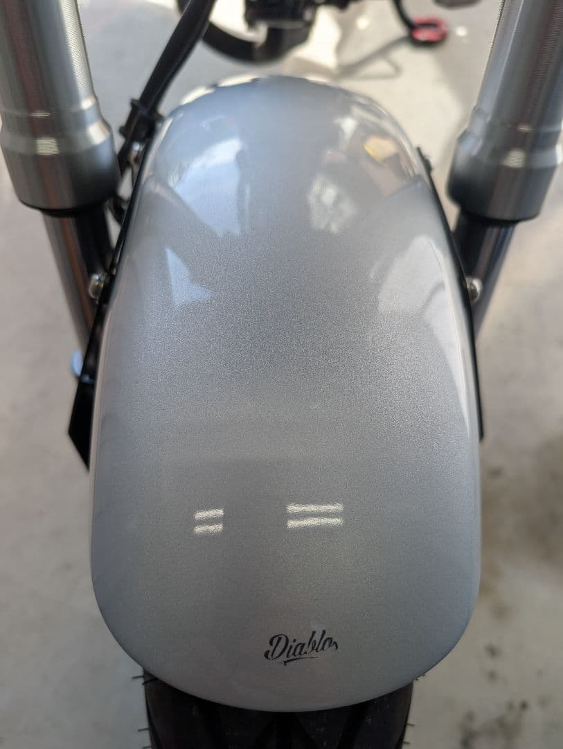 ダックス125 ディアブロフロントフェンダー中古美品