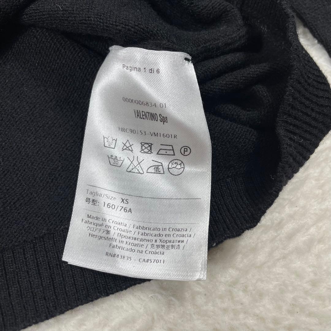 レッド ヴァレンティノRED VALENTINO スワンカラーデザインニット　黒