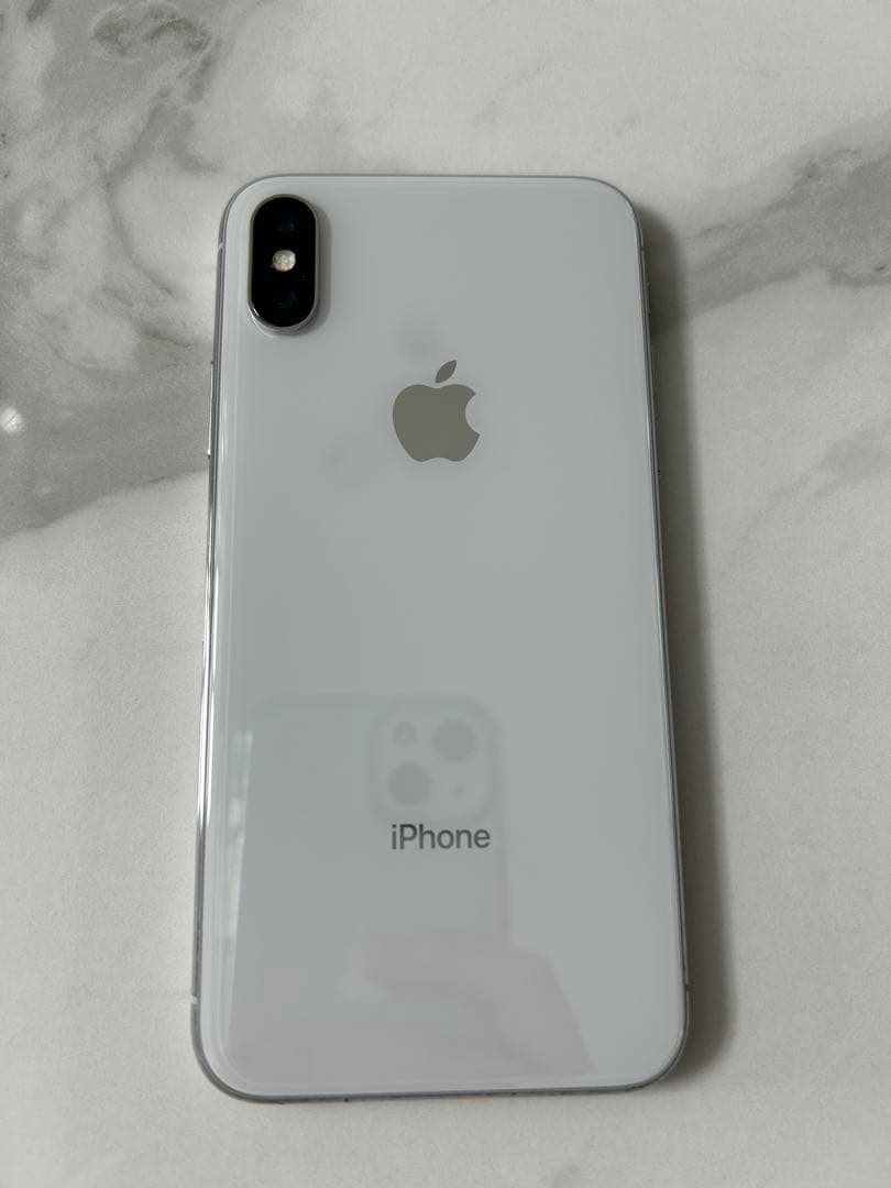 Apple iPhone X シルバー 本体 256GB