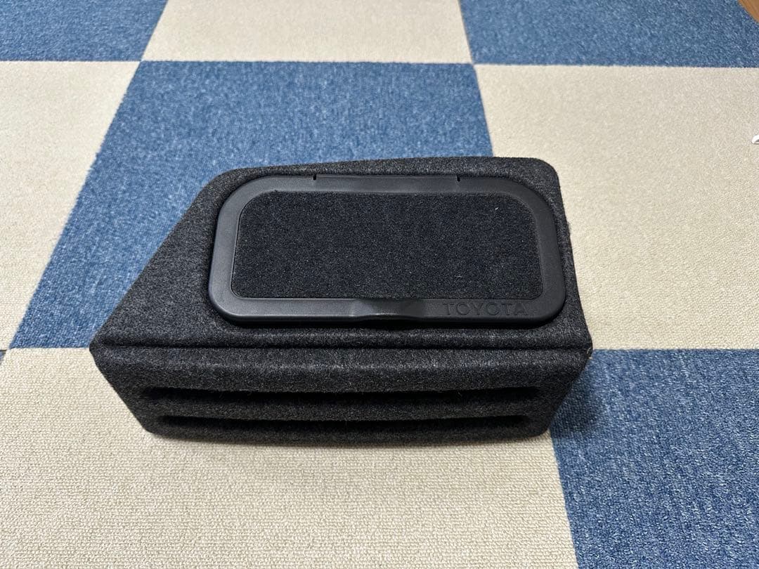 セルシオ30.31前期.後期純正オプショントランクサイドケース