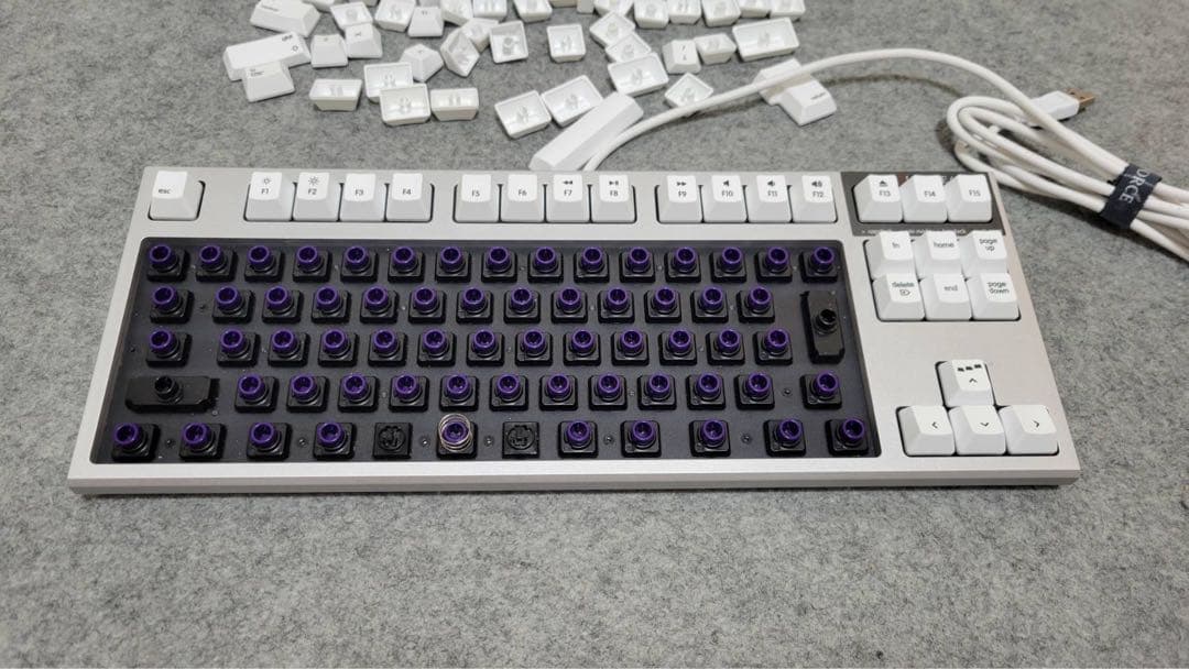 R2TLSA-JP4M-WH PFU Limited Edition ホワイト