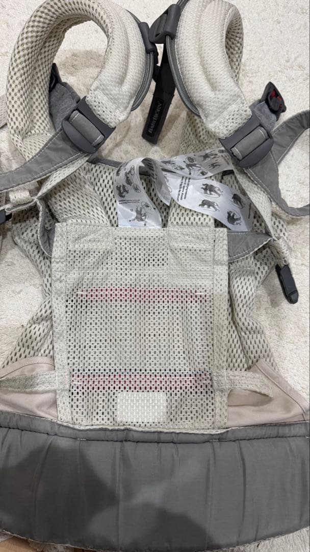 BABYBJÖRN ハーモニー　抱っこ紐 メッシュ ホワイト　よだれカバーセット