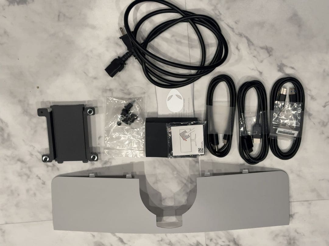 Dell AW3423DW 有機ELモニター 保証期限内　画面キズあり箱なし