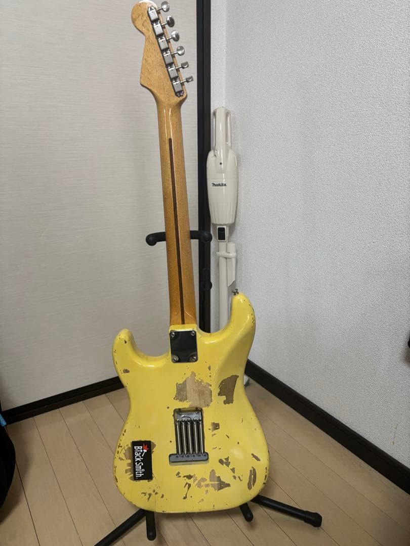 ギター wramoth ST TYPE